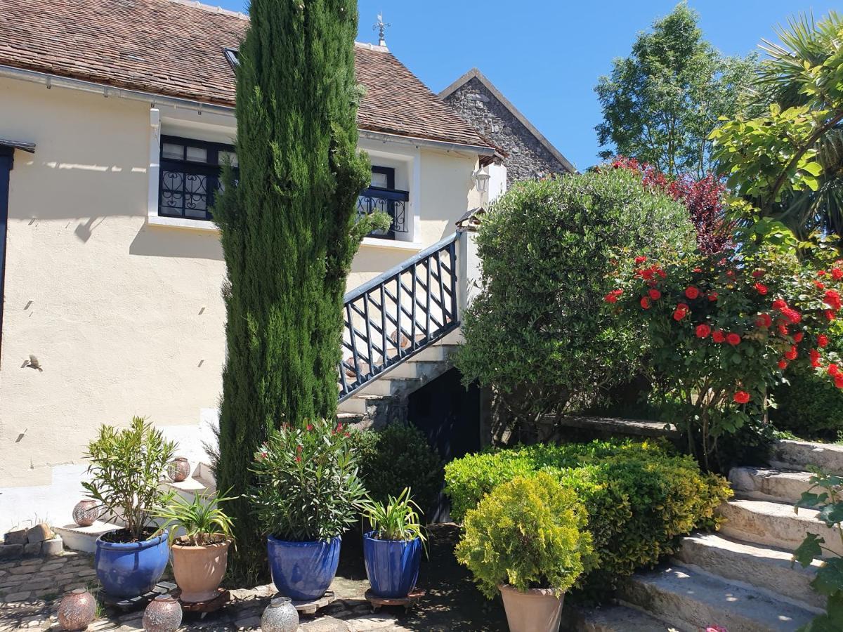 Les Glycines Bed & Breakfast Ury Ngoại thất bức ảnh