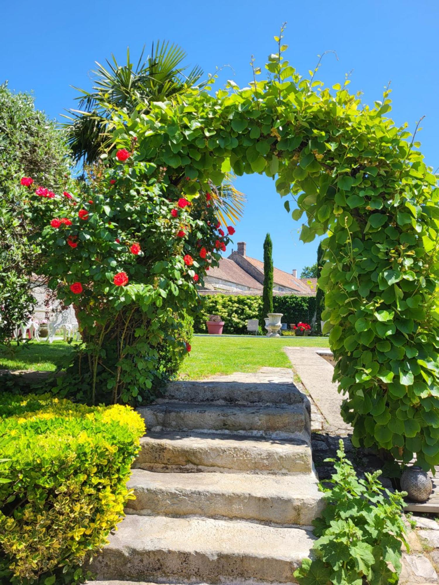 Les Glycines Bed & Breakfast Ury Ngoại thất bức ảnh