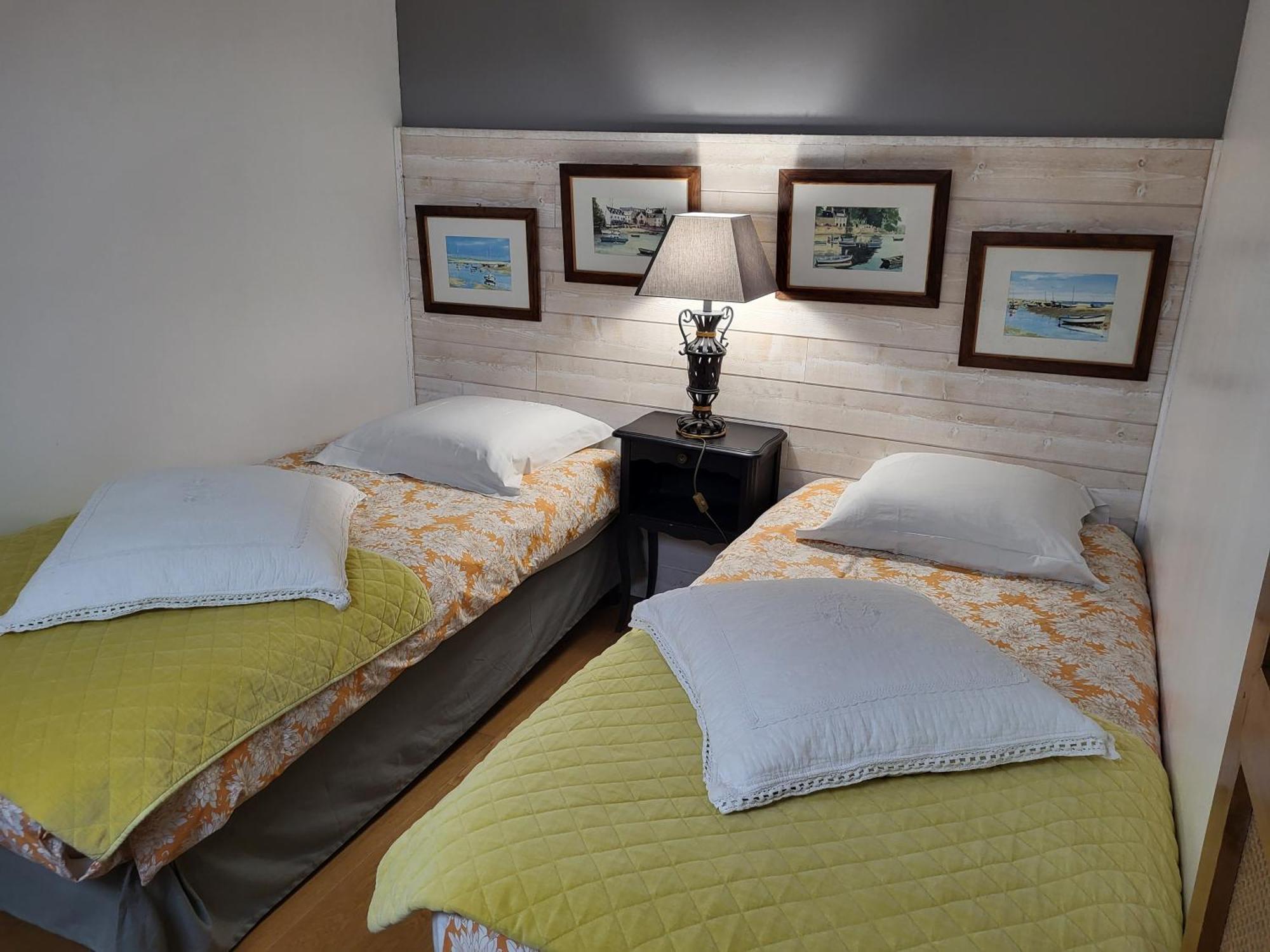 Les Glycines Bed & Breakfast Ury Ngoại thất bức ảnh